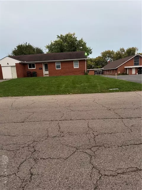 3944 Haney Rd, Dayton, OH 45416