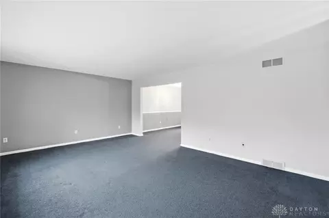Living - 386 Silvertree Ln, Centerville, OH 45459 photo 3 of 12