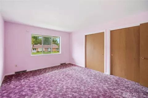 Bedroom - 386 Silvertree Ln, Centerville, OH 45459 photo 1 of 9