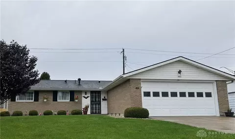 321 N Garber Dr, Tipp City, OH 45371