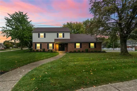906 Rayberta Dr, Vandalia, OH 45377