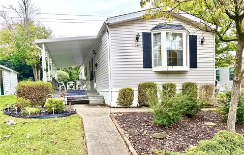 10445 Dorval Ave, Miamisburg, OH 45342