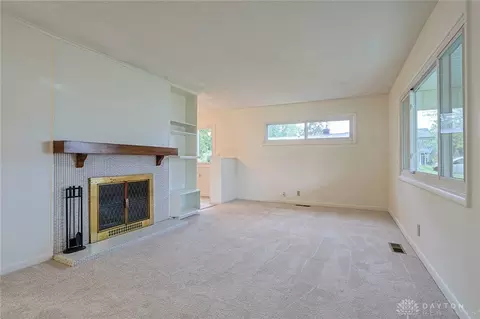 Living - 2112 Colton Dr, Kettering, OH 45420 photo 1 of 5
