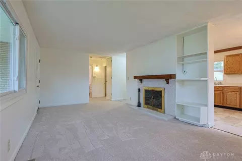 Living - 2112 Colton Dr, Kettering, OH 45420 photo 3 of 5