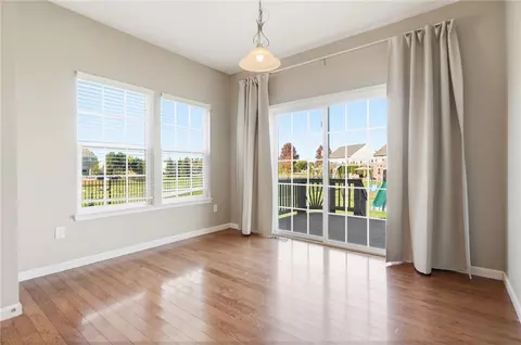 Living - 9762 Brooks Bend Ct, Centerville, OH 45458 photo 7 of 8