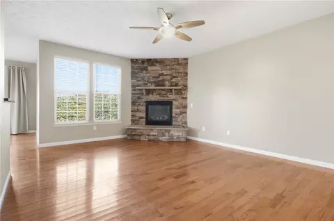 Living - 9762 Brooks Bend Ct, Centerville, OH 45458 photo 4 of 8