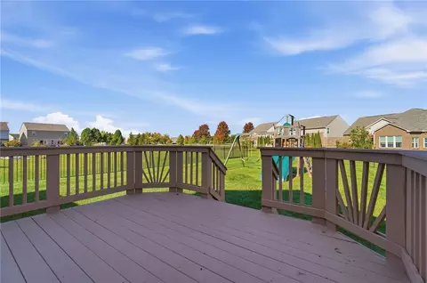 Exterior - 9762 Brooks Bend Ct, Centerville, OH 45458 photo 9 of 13