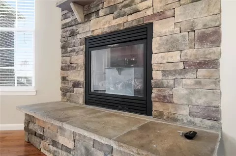 Living - 9762 Brooks Bend Ct, Centerville, OH 45458 photo 5 of 8