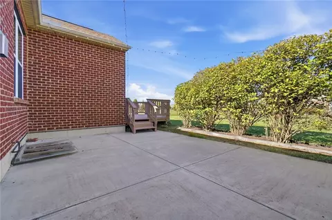 Exterior - 9762 Brooks Bend Ct, Centerville, OH 45458 photo 11 of 13