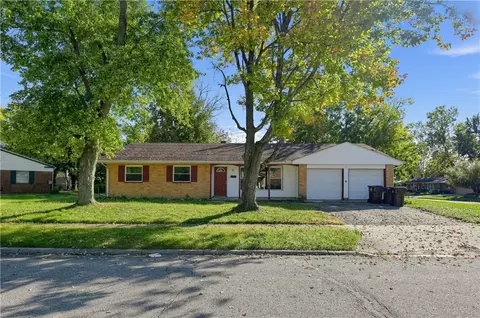 4962 Shadwell Dr, Dayton, OH 45416
