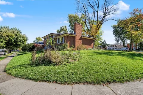 Exterior - 3836 Benfield Dr, Kettering, OH 45429 photo 2 of 9