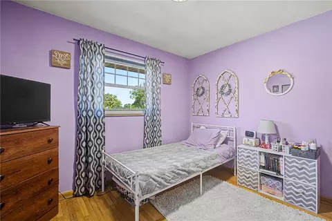 Bedroom - 3836 Benfield Dr, Kettering, OH 45429 photo 1 of 8