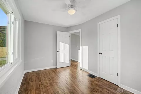 Bedroom - 236 N Arlington Ave, Springfield, OH 45503 photo 2 of 7