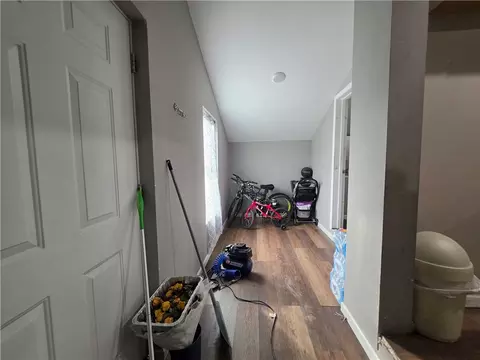 Entry Way - 331 S Western Ave, Springfield, OH 45506 photo 1 of 1