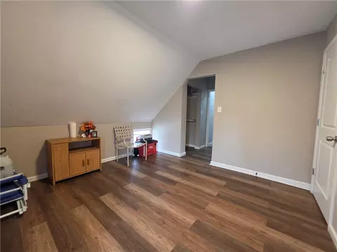 Bedroom - 331 S Western Ave, Springfield, OH 45506 photo 1 of 1