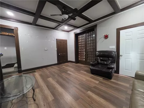 Living - 331 S Western Ave, Springfield, OH 45506 photo 2 of 2