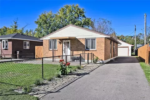 4709 Wire Dr, Dayton, OH 45414