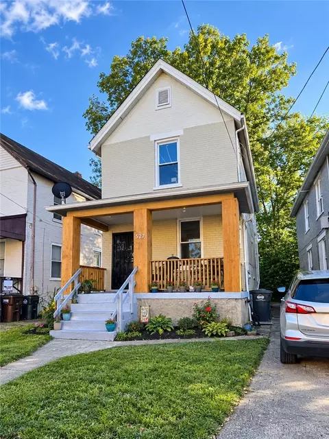527 W 63rd St, Cincinnati, OH 45216