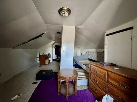 Bedroom - 305 E Northern Ave, Springfield, OH 45503 photo 8 of 11