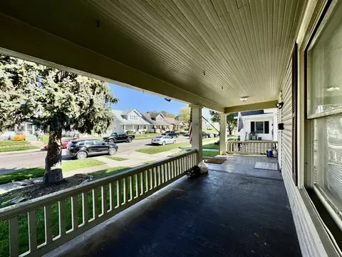 Exterior - 305 E Northern Ave, Springfield, OH 45503 photo 4 of 6