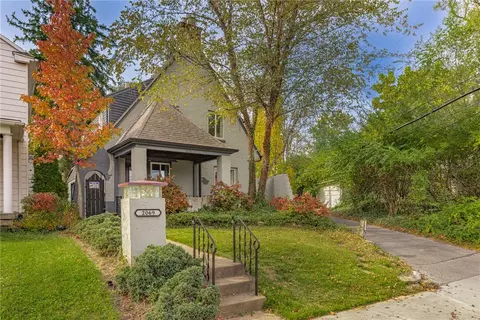 2069 Rustic Rd, Dayton, OH 45405