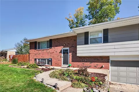 6414 Carnation Rd, West Carrollton, OH 45449