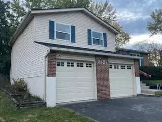 2424 Windsor Village Dr, Miamisburg, OH 45342