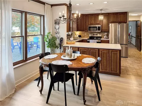 Dining - 1009 Fleming Ct, Centerville, OH 45458 photo 1 of 3