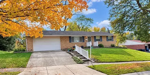 4670 Rathburn Dr, Englewood, OH 45322