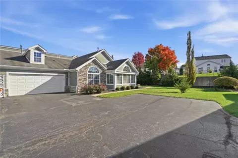 Exterior - 232 Abbey Dr, Springboro, OH 45066 photo 6 of 6