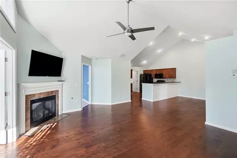 Living - 232 Abbey Dr, Springboro, OH 45066 photo 7 of 12