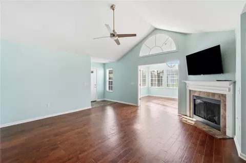 Living - 232 Abbey Dr, Springboro, OH 45066 photo 5 of 12