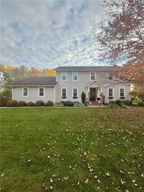 1145 Cloverdale Dr, Troy, OH 45373