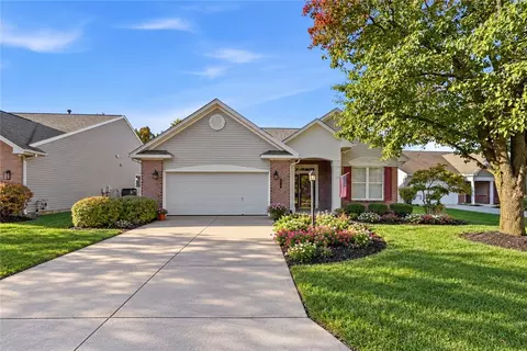 9579 Rose Petal Dr, Tipp City, OH 45371