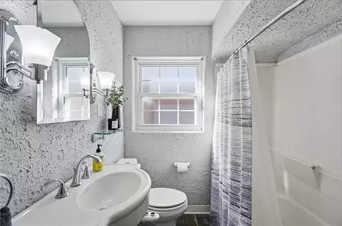 Bath - 3025 Hathaway Rd, Kettering, OH 45429 photo 2 of 4