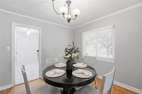 Dining - 3025 Hathaway Rd, Kettering, OH 45429 photo 2 of 2