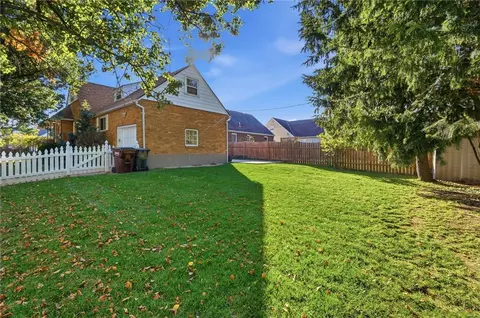Exterior - 3025 Hathaway Rd, Kettering, OH 45429 photo 14 of 14