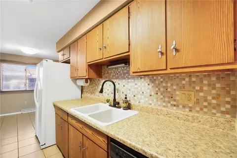 Kitchen - 2796 Mohican Ave, Kettering, OH 45429 photo 3 of 4