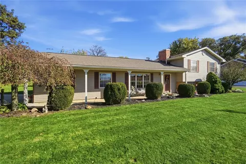 6925 Pisgah Rd, Tipp City, OH 45371