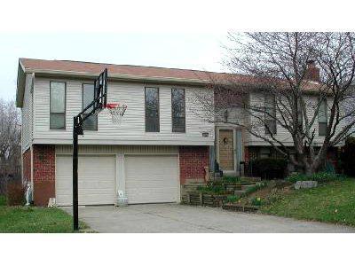 1923 Windhill Ter, Cincinnati, OH 45255 photo 1