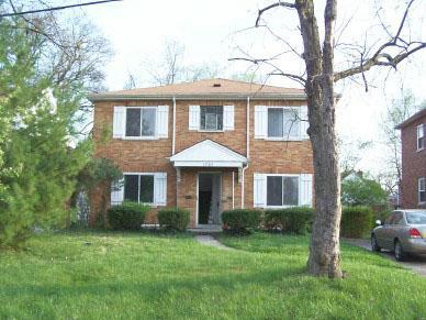 1723 Greenview Pl, Cincinnati, OH 45237 photo 1