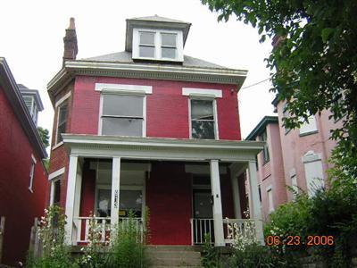 913 Elberon Ave, Cincinnati, OH 45204 photo 1