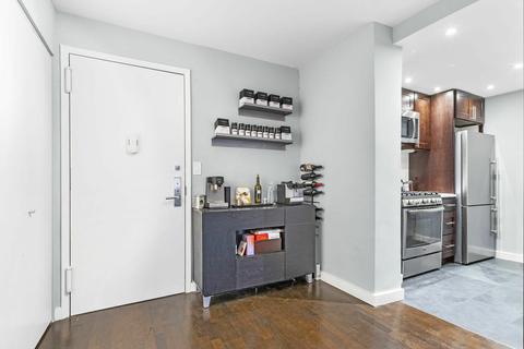 3203 Ramona Cir, Cincinnati, OH 45211 photo 6