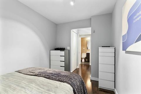 3203 Ramona Cir, Cincinnati, OH 45211 photo 14