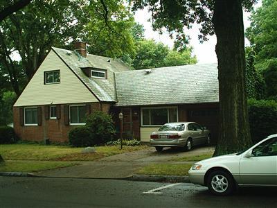 23 Bachman St, Greenhills, OH 45218 photo 1