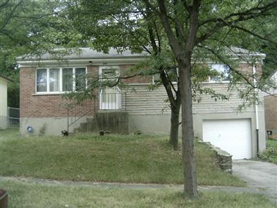 2917 Westknolls Ln, Cincinnati, OH 45211 photo 1