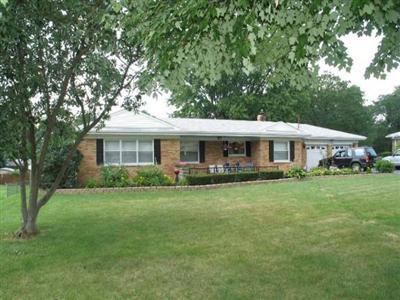 4581 Vermona Dr, Cincinnati, OH 45245 photo 1