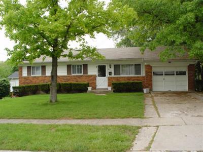 8462 Foxcroft Dr, Cincinnati, OH 45231 photo 1