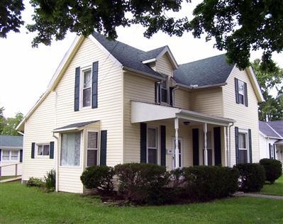 601 Center St, Blanchester, OH 45107 photo 1