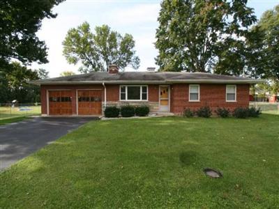 875 Pharoway Dr, Cincinnati, OH 45245 photo 1